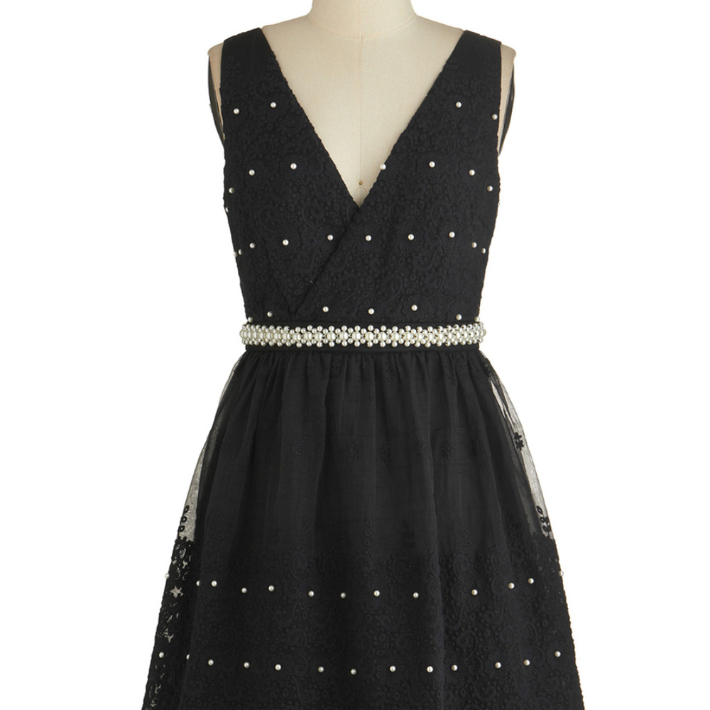 NWT ModCloth "Magnetic Mademoiselle" Party Dress